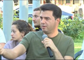 Shkodër/ Basha, thirrje për protesta: Pa mbushur rrugët dhe sheshet, Shqipëria do të vazhdojë të lëngojë