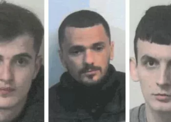 U arratisën nga qendra e dëbimeve në Britaninë e Madhe, dalin fotot e 3 shqiptarëve