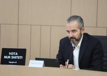 “Menaxhim skandaloz i KQZ”/ Celibashi i përgjigjet deklaratës së Ramës: Do kërkojmë ndihmën e ekspertëve të huaj