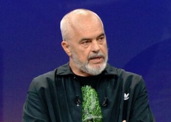 “Berisha dhe Meta duhet të ndihmohen nga familjet e tyre”, Rama: Alibeaj, jeniçer, që s’i merr dot sulltanatin Salikes