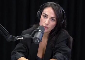 “Unë jam rritur në një familje patriarkale”/ Elhaida Dani flet për fëmijërinë e saj të vështirë: Pësova një ndryshim radikal kur ika…!