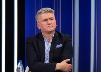 “PD ka hyrë në një luftë civile”, Gjekmarkaj shpjegon pse humbi kaq thellë opozita