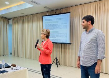 Kryemadhi nis trajnimin me vëzhguesit, komisionerët e numëruesit e Kombinatit: Këta janë gardianët e votës së lirë. Do të mbrojnë…!