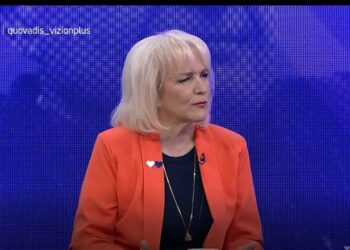 “Luftë e pisët”/ Lajla Përnaska sqaron komplimentet e Veliajt