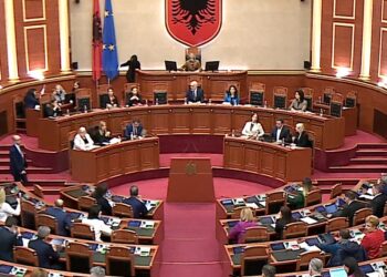 Parlamenti rinis punën pas zgjedhjeve, çfarë pritet sot në seancë