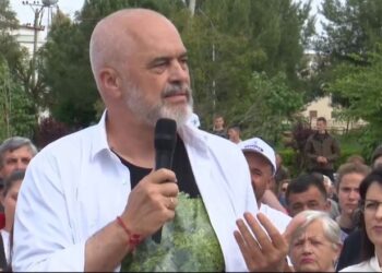 Kuçovë/ Rama: Kandidatët e Berishës dhe Metës, faqja e zezë e vendit! Kush i voton ata, lëndon marrëdhëniet partnerët tanë