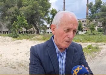 “Rrahëm rusin në Moskë se ofendoi Enverin”/ Rrëfimet e ish-azotikasve: Në uzinë u lidhën në martesë 70 çifte