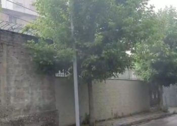 Elbasan/ Shtëllungat e tymit mbulojnë godinën e SHISH. Ja çfarë ndodhi brenda institucionit