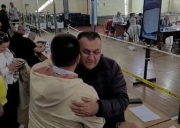Fitoi bashkinë e Fierit, kandidati i PS takon rivalin: Do dëgjojmë vërejtjet tuaja