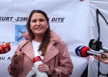 Trupi i vëllait të saj ende pa zemër/ Majlinda Sula proteston e vetme: Është trafik organesh