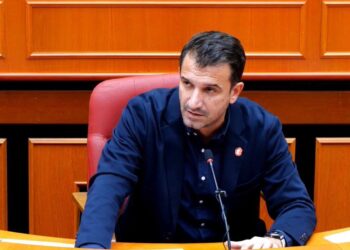 Veliaj flet për përkrahjen nga artistët: Krenar për ta, shumë prej tyre i kam miq prej vitesh; Të turpshme sulmet ndaj Luizit e Oltës, pse s’janë me Berishën