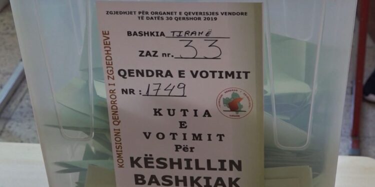 Historiku i zgjedhjeve vendore ndër vite në Shqipëri