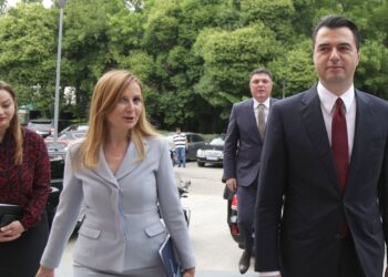 Flutura Açka: Nëse Tabaku hyn në garë për kryetare të PD-së, unë do të jem e para që do ta votoj