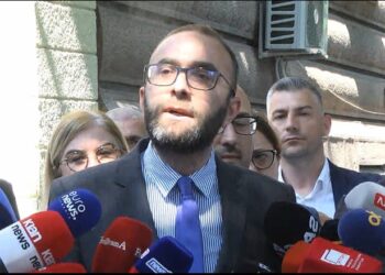 “Po shkelet Statuti”/ Bardhi: 17 deputetë do bojkotojnë mbledhjen e Këshillit Kombëtar të PD
