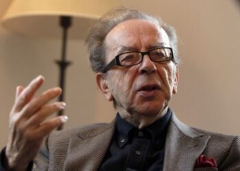 Shkimtari Ismail Kadare vlerësohet me dekoratën “Ukshin Hoti”