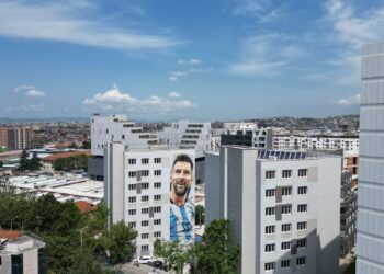 Messi i Tiranës në mediat ndërkombëtare, “AP”: Shqiptarët e njohin shumë mirë futbollistin argjentinas