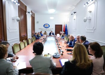 Zbulohen emrat e propozuar për ambasador ë Londër, Berlin, Tel Aviv e Ankara