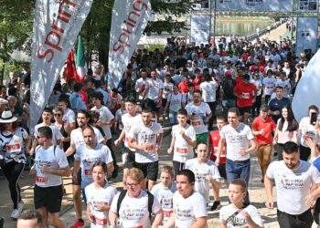 Java Italiane e Kulturës/ Zhvillohet në Liqenin e Tiranës gara “Vrapo për autizmin”, Veliaj: Të gjithë kemi nevojë për një dorë që na ndihmon