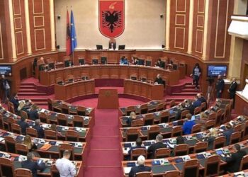 Votimi në Kuvend/ Miratohen ndryshimet në 3 projektligje