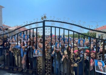 DETAJE/ Muxhahedinët deklaruan para kontrollit se kishin një person të vdekur, ja çfarë zbuloi gazetari