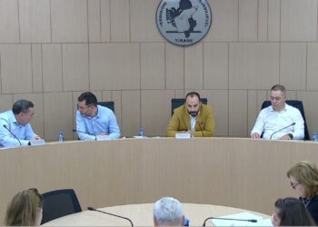 Bashkia Elbasan/ KAS merr vendimin: Do rinumërohen vetëm 3 qendra votimi