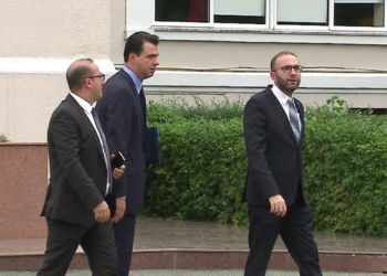 “Për b**ën e këtyre…”/ Debate të forta në PD për procesin e zgjedhjeve që po rikthen Bashën në krye
