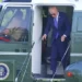 VIDEO/ Biden godet kokën në helikopter pak pasi u rrëzua në ceremoninë e Forcave Ajrore