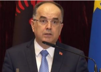 Rritja e pagave për deputetët/ Begaj: S’kam dhënë pëlqimin për përmbajtjen ligjit, po e shqyrtoj