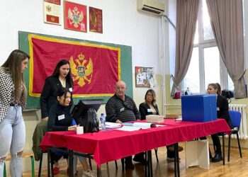 Mali i Zi mban sot zgjedhjet e parakohshme, 2 parti shqiptare mes 15 subjekteve garuese