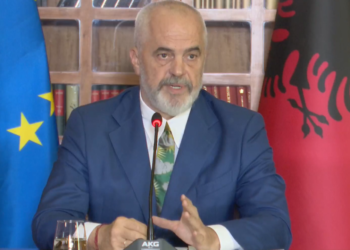 “Arrestimi i policëve, lajthitje shtetërore”, Rama: Çfarë kufiri kaluan? Serbia po thotë që njeh Kosovën?