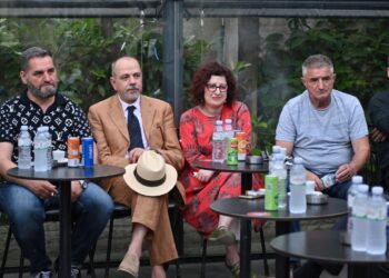 FOTO-LAJM/ U vetëshpall rival i Bashës për garën e PD, Gjergj Hani pjesë në takimet e ish kryedemokratit