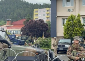 KFOR reagon për sulmet ndaj gazetarëve në Veri: Policia mbetet përgjegjëse për…!