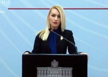 Betohen këshilltarët e Tiranës, Romina Kuko zgjidhet kryetare e Këshillit Bashkiak të kryeqytetit