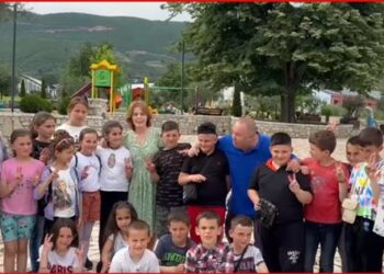 VIDEO/ Gjergj Luca: Që kur isha unë fëmijë, na thoshin ju jeni e ardhmja. Sot unë jam 59 vjeç, ata janë të njëjtët e kanë të njëjtin avaz