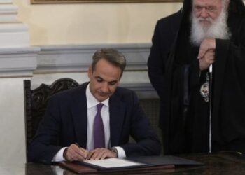 Pas betimit të kryeministrit/ Kabineti qeveritar i Mitsotakis, lista e plotë e emrave të rinj në qeveri