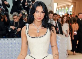 “Doja emër më anglez”, Dua Lipa tregon emrin që donte të kishte kur ishte më e vogël