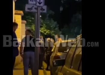 VIDEO/ Të shara, sulme e kërcënime, si degradoi mbledhja e djeshme e Partisë Demokratike