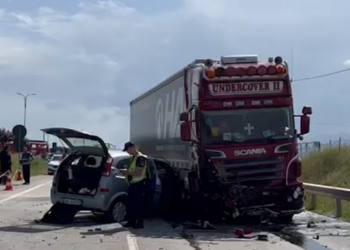 Detajet nga aksidenti| Efektivi që humbi jetën po lëvizte në korsinë e gabuar