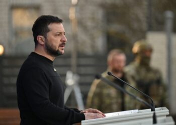 Rusia shton sulmet, Zelensky: Sa vjen e bëhet më e vështirë