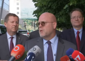 “Ulja e tensioneve, urgjente”/ Hovenier pas takimit me Kurtin: S’dua ta përdor fjalën “sanksione”, janë veç pasoja