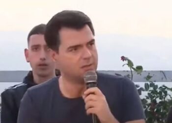 Basha: Flasin për bluzën time në vend që të flasin për listat e hapura. Fakti që i ikin debatit, do të thotë se kanë frikë…!