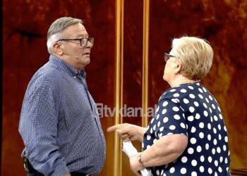 “Ka ardhur këtu ai pijaneci që më ecte shtrembër rrugës?”, martesa 45-vjeçare në krizë