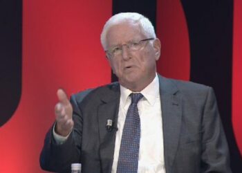 “Mos të kruhen kot”/ Ceka: Akademia e Studimeve Albanologjike ishte kthyer vend qokash e interesash. Qeveria bëri mirë që…!