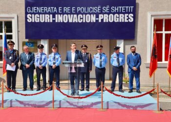 Diplomohen 200 studentë te Akademia e Sigurisë, Çuçi: Mos u përkulni kurrë përballë krimit e paligjshmërisë. Po gabuat…!