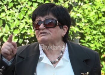 U martua një ditë pas diplomimit, Elsa: Në vend të zbrisja në Fier, zbrita në Sukth
