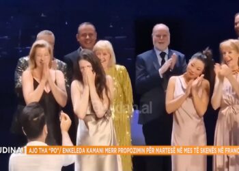 “Mendoja se do më binte të fikët”, sopranoja shqiptare merr propozimin për martesë në mes të skenës