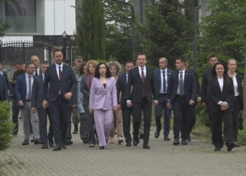 24 vjet Kosovë e lirë, krerët e shtetit nderojnë Rugovën, Demaçin, Jasharin