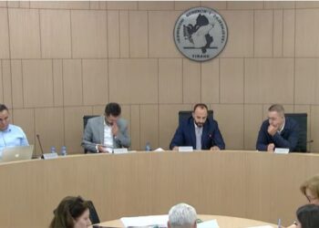 Rinumërohen votat në 3 qendra votimi në Elbasan, KAS: Rezultati në përputhje të plotë
