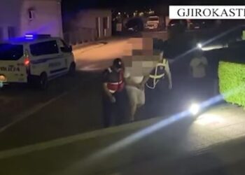 U kap duke shitur kokainë, arrestohet 30-vjeçari në Gjirokastër