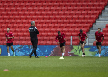 Shqipëria luan në sulm, Sylvinho kërkon fitoren e parë me 4 futbollistë ofensivë